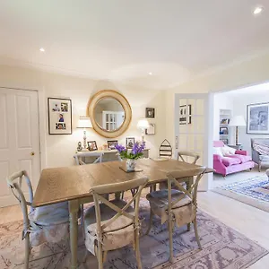 Belford Mews Apartment